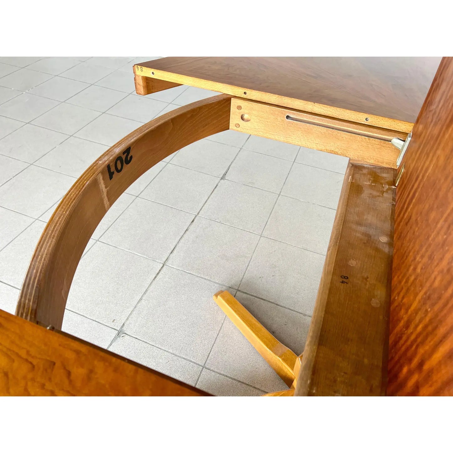 Scandinavian Extendable Dining Table