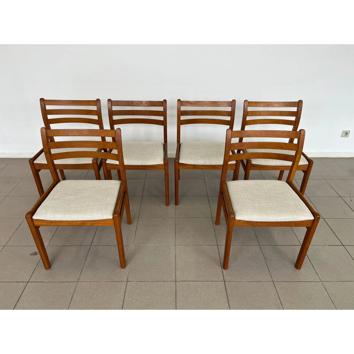 Mid Century Modern Scandinavian Dining Chairs – Set of 6