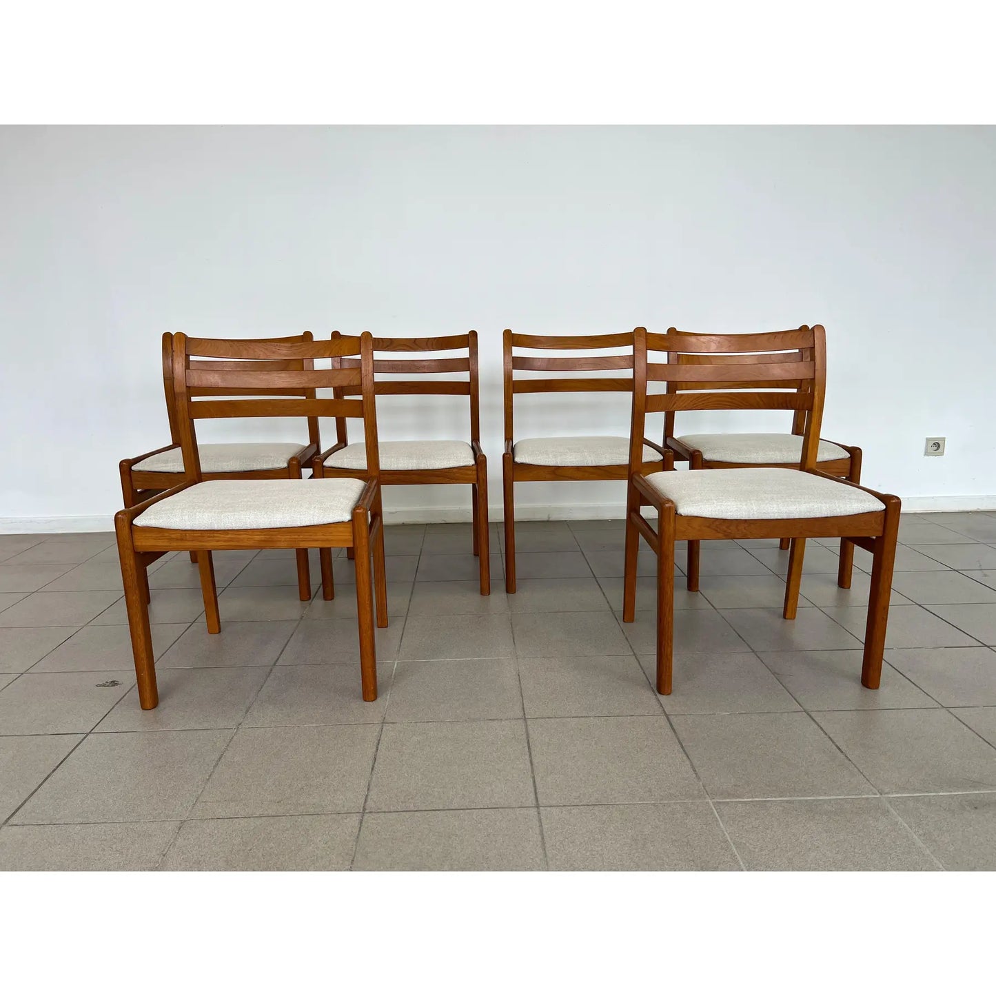 Mid Century Modern Scandinavian Dining Chairs – Set of 6