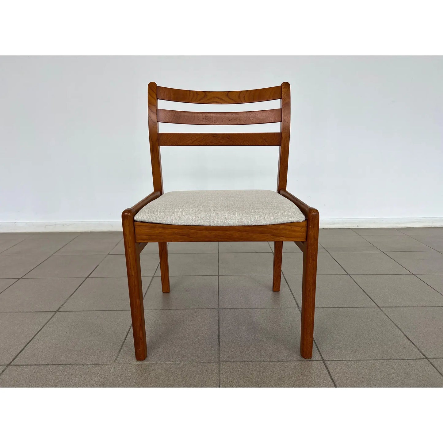 Mid Century Modern Scandinavian Dining Chairs – Set of 6