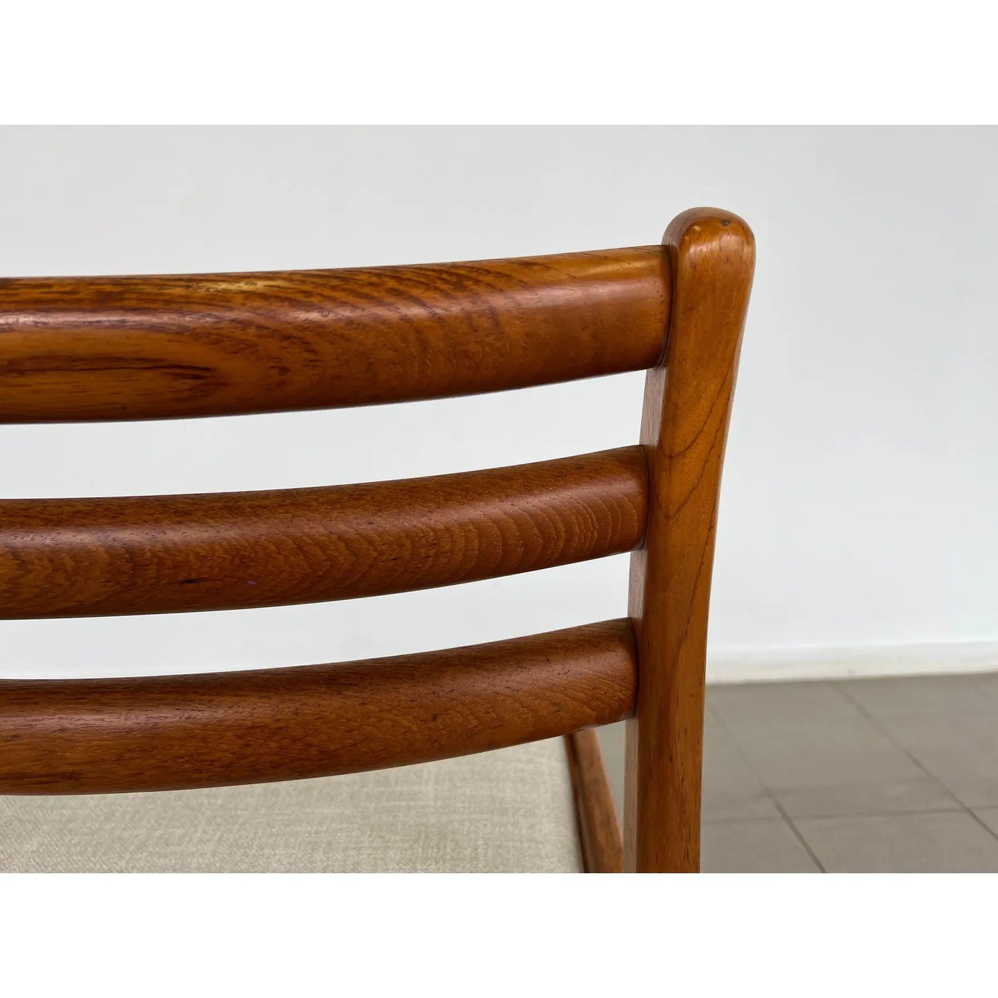 Mid Century Modern Scandinavian Dining Chairs – Set of 6